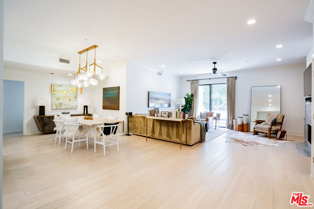 Pacific Palisades, CA, 90272