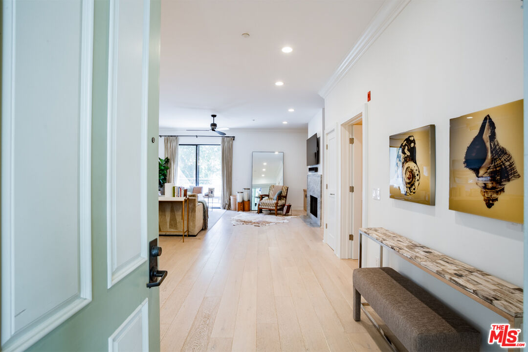 Pacific Palisades, CA, 90272