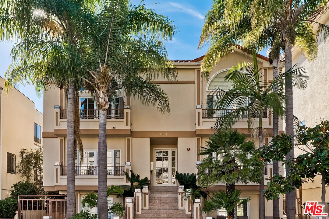 1911 Manning Ave Unit: 1