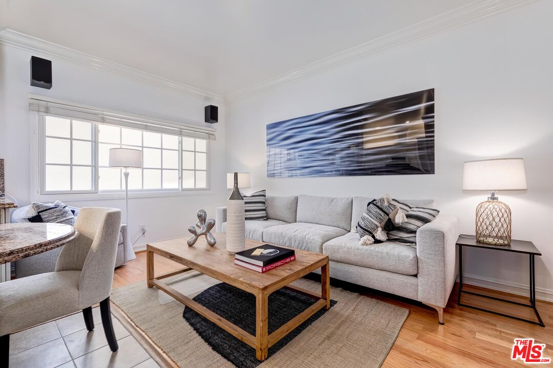 1911 Manning Ave Unit: 1