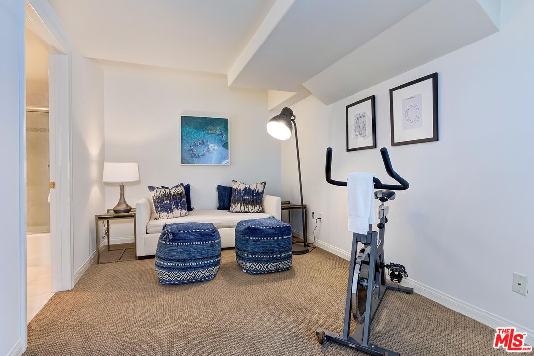 1911 Manning Ave Unit: 1