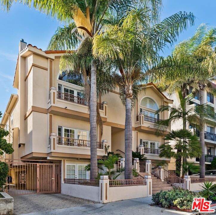 1911 Manning Ave Unit: 1