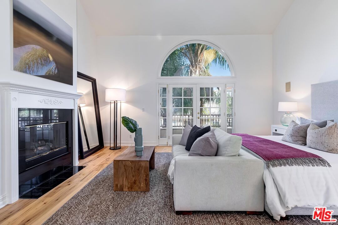 1911 Manning Ave Unit: 1