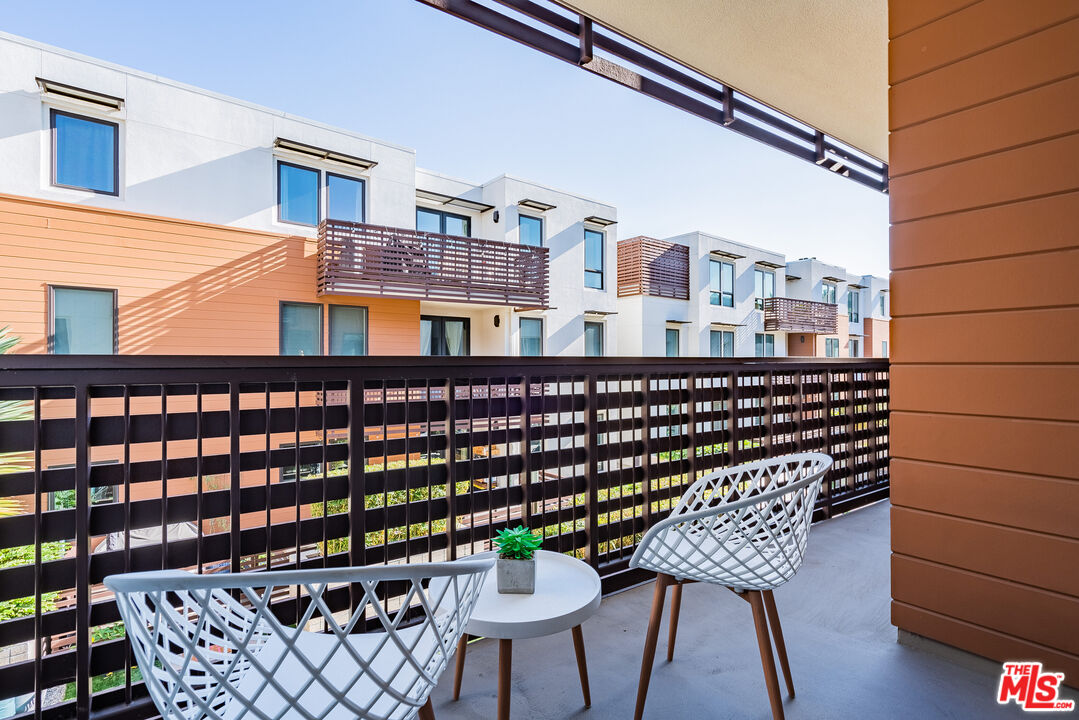 6030 Seabluff Dr Unit: 405
