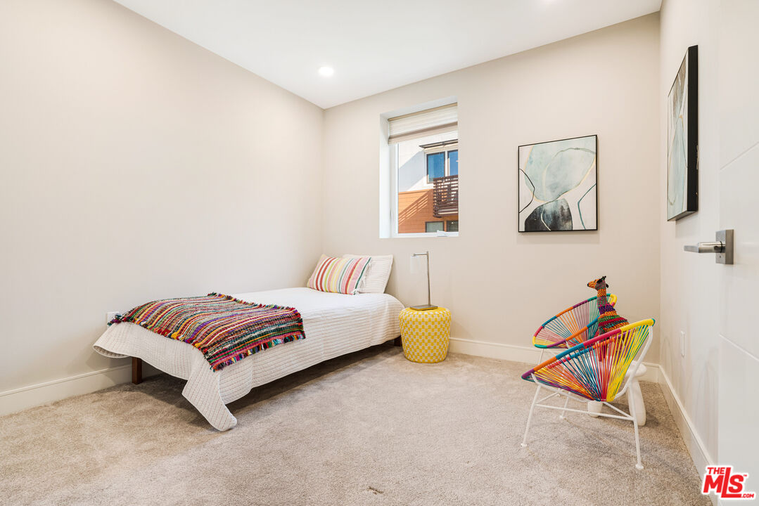 6030 Seabluff Dr Unit: 405