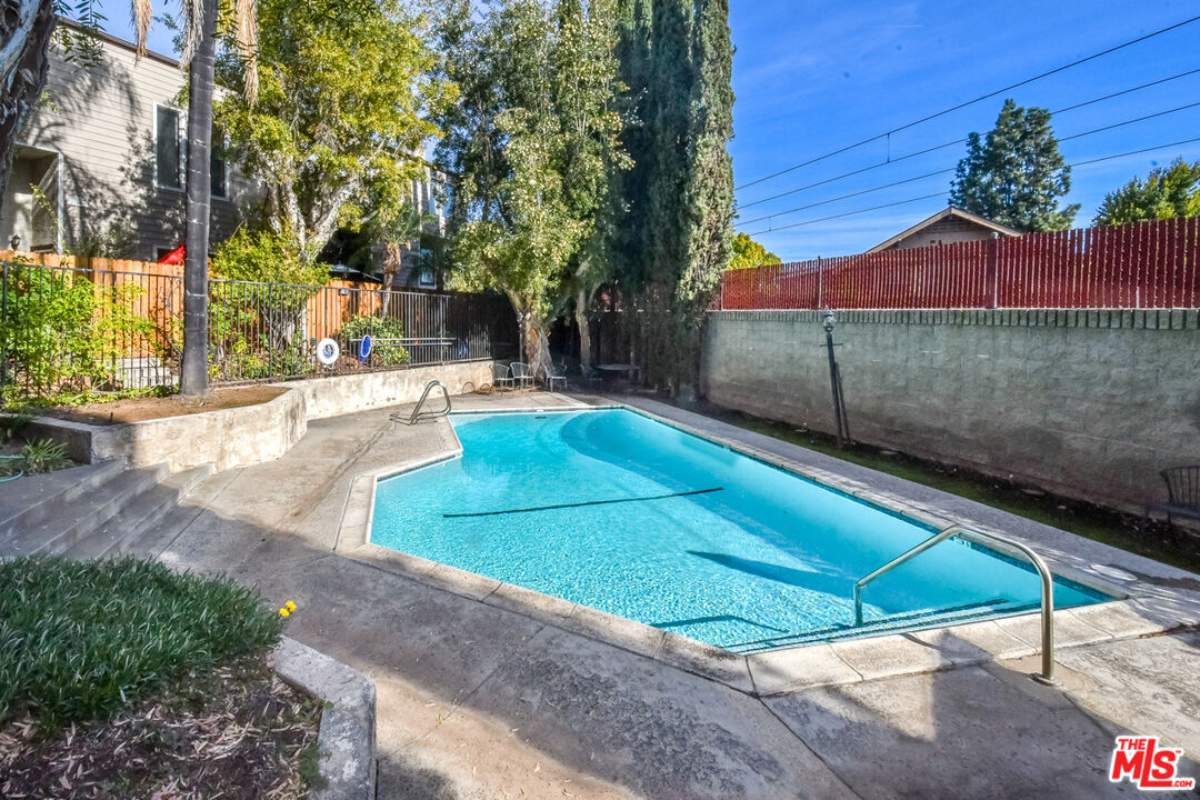 1114 Magnolia St Unit: D