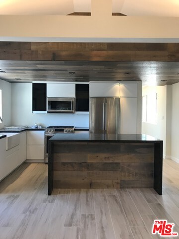 Malibu, CA, 90265