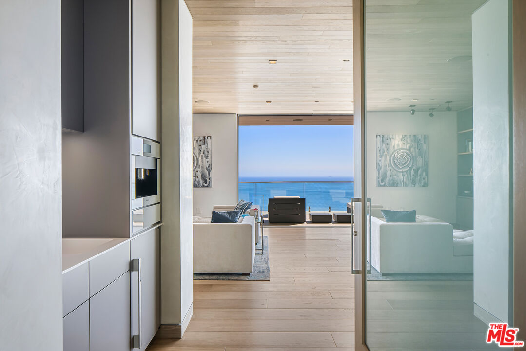 Malibu, CA, 90265