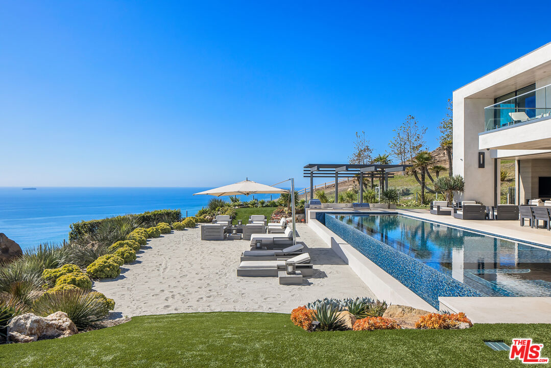 Malibu, CA, 90265