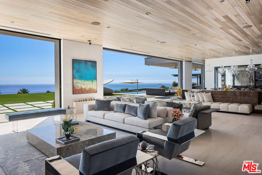 Malibu, CA, 90265