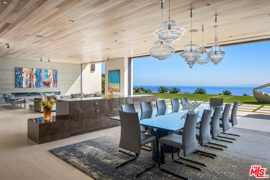 Malibu, CA, 90265