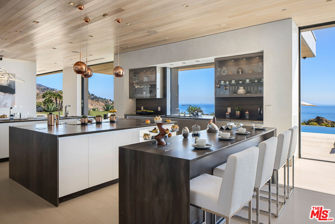 Malibu, CA, 90265