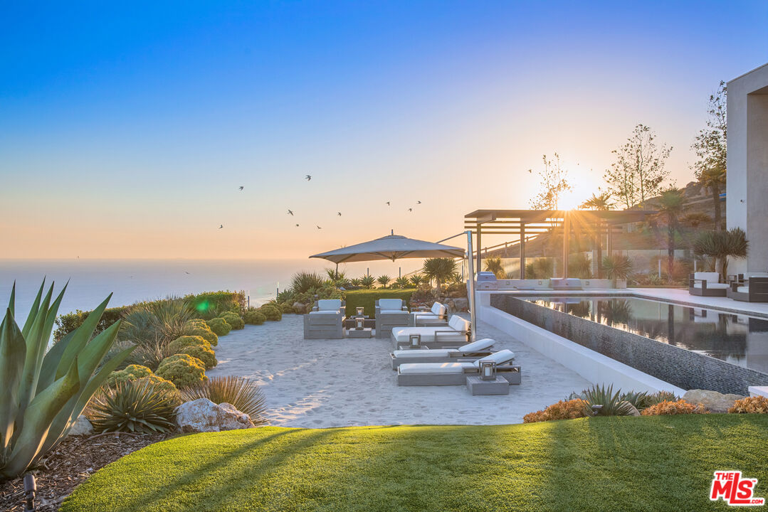 Malibu, CA, 90265