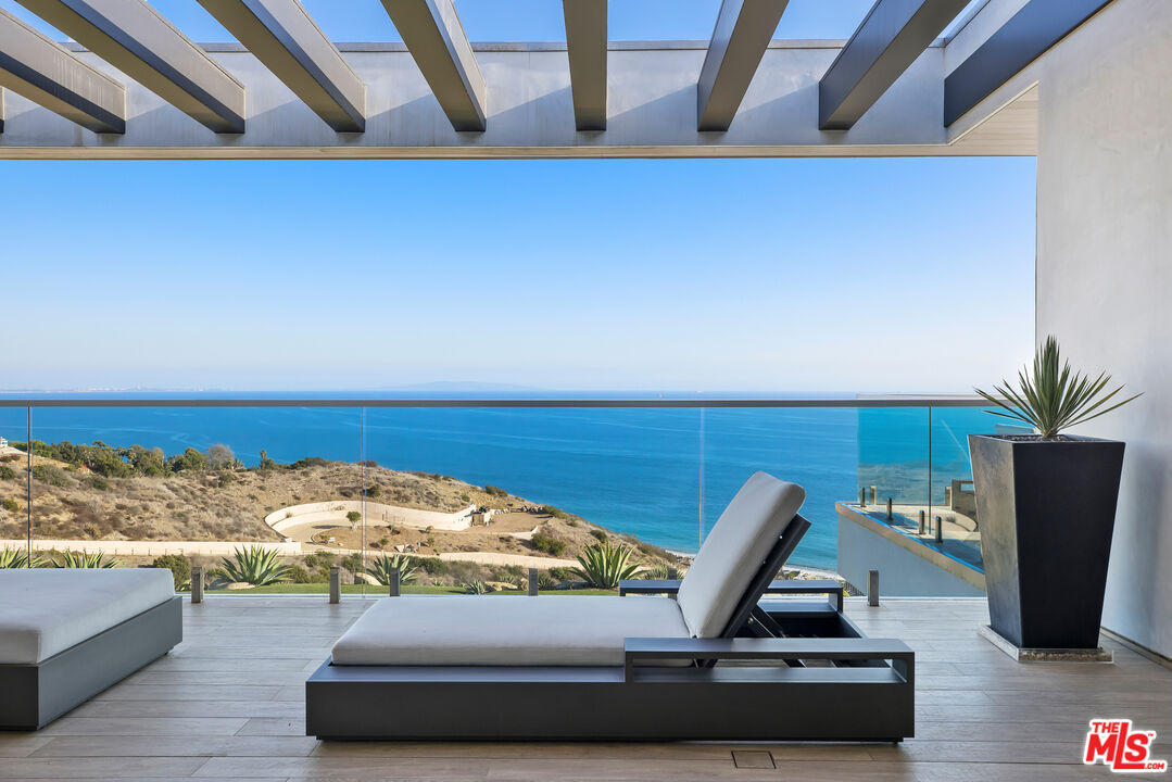 Malibu, CA, 90265