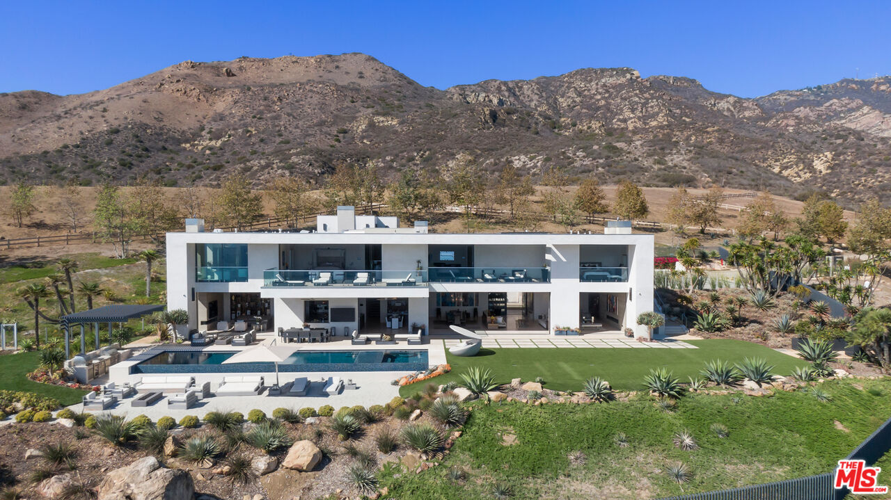 Malibu, CA, 90265