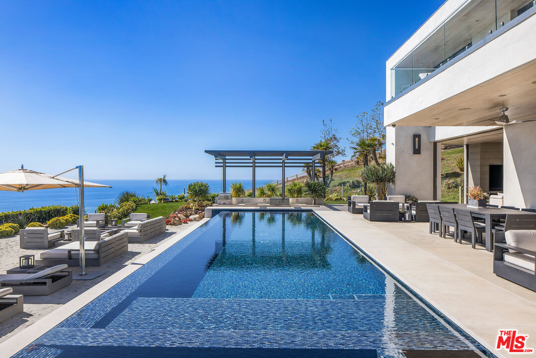 Malibu, CA, 90265