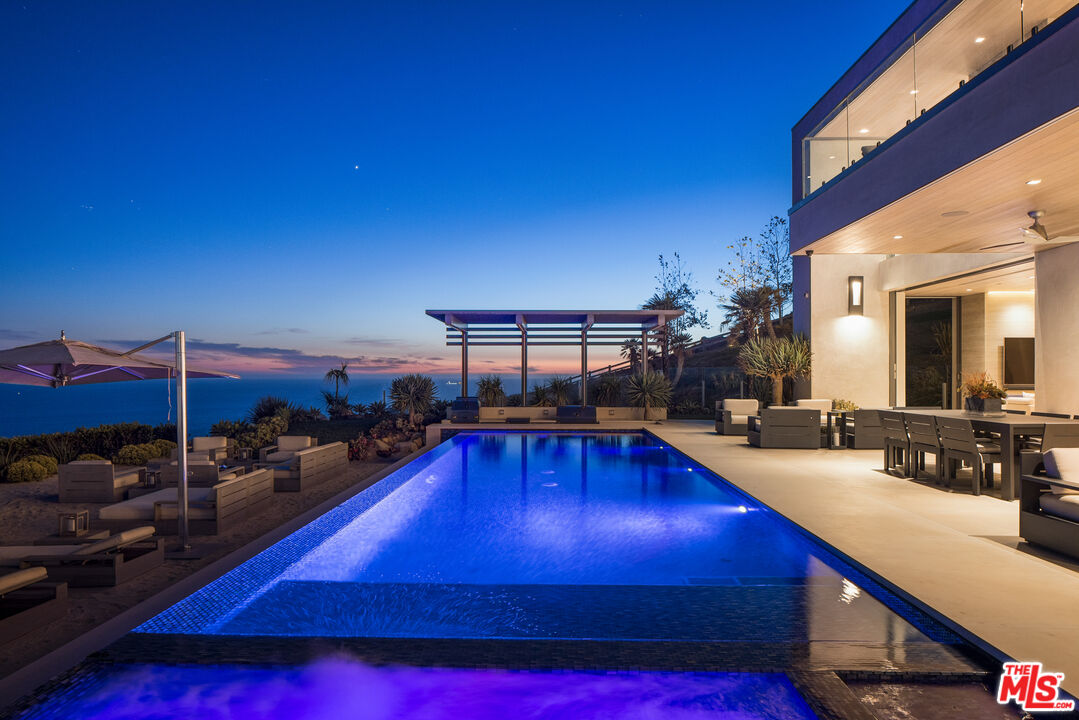Malibu, CA, 90265