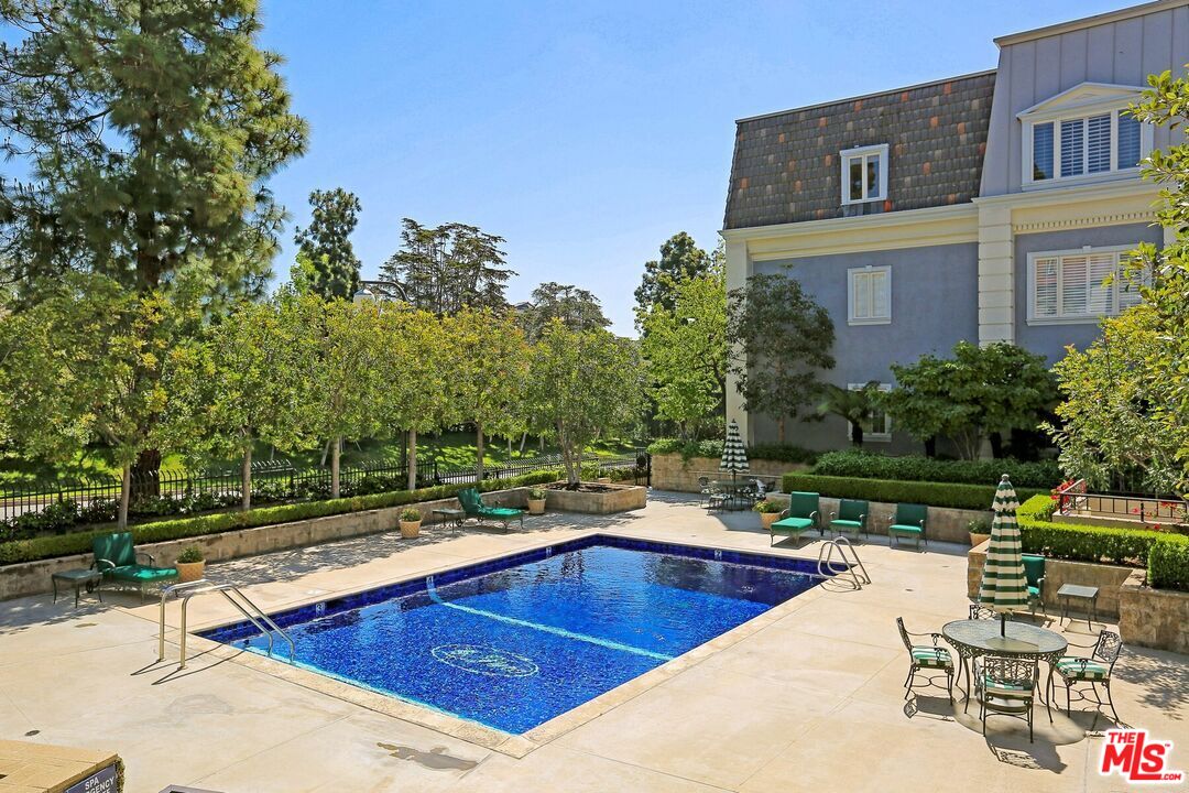 10104 Empyrean Way Unit: 201