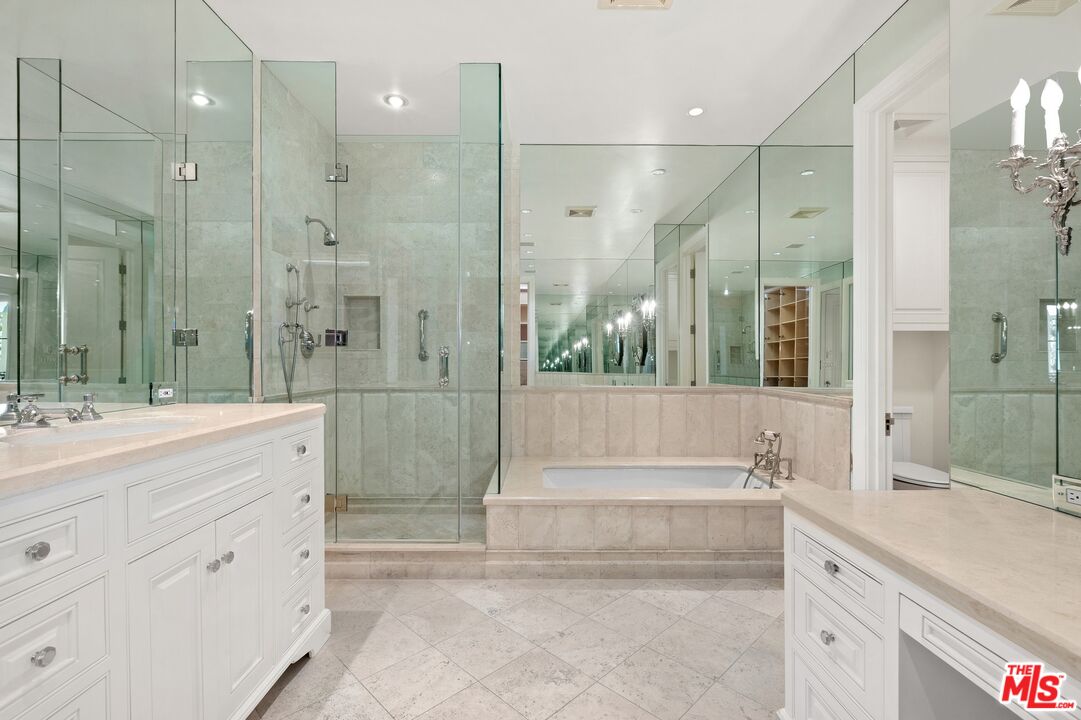 10104 Empyrean Way Unit: 201