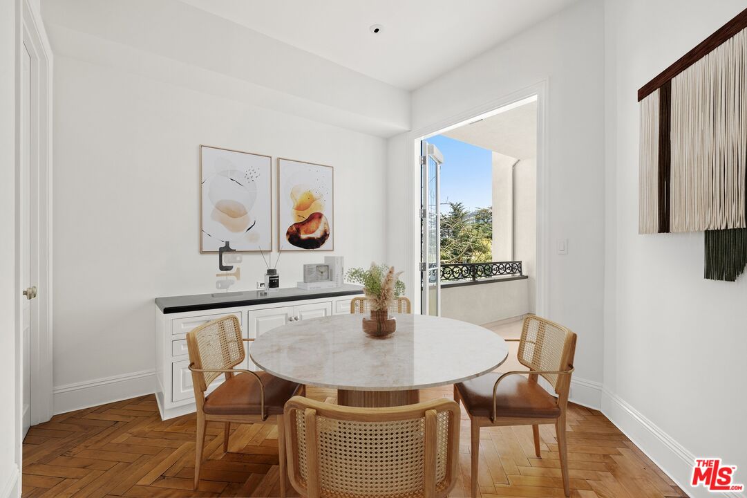 10104 Empyrean Way Unit: 201