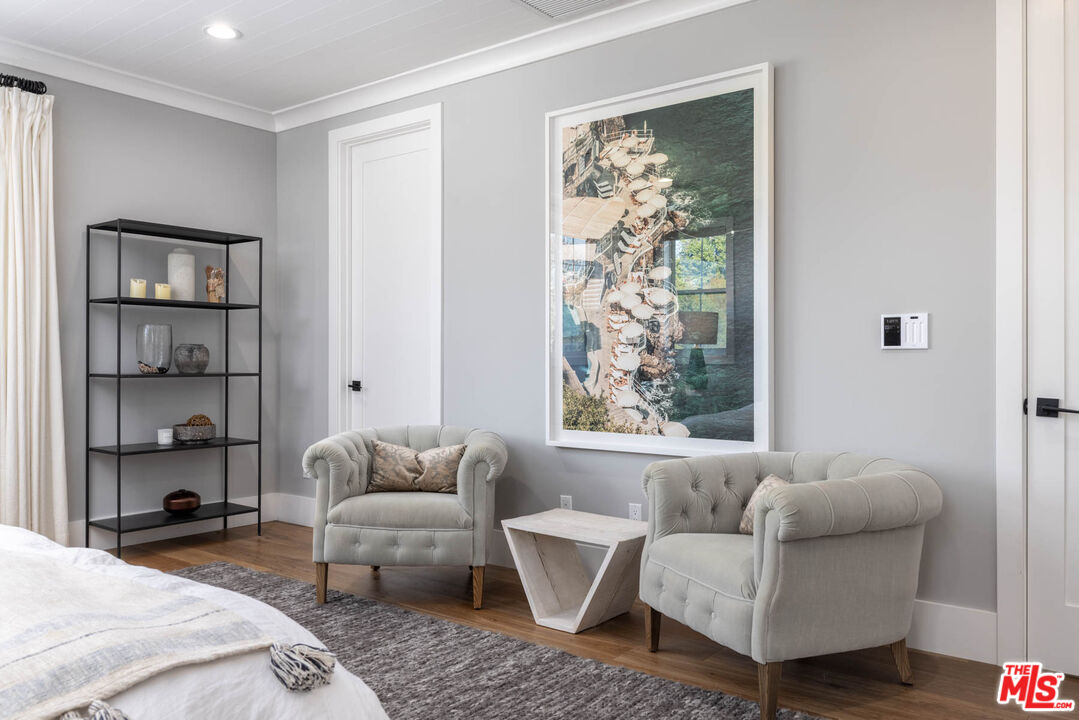 Pacific Palisades, CA, 90272