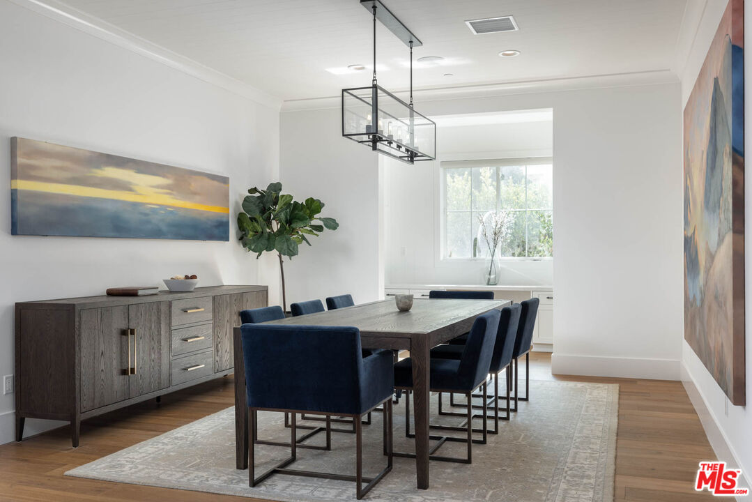 Pacific Palisades, CA, 90272
