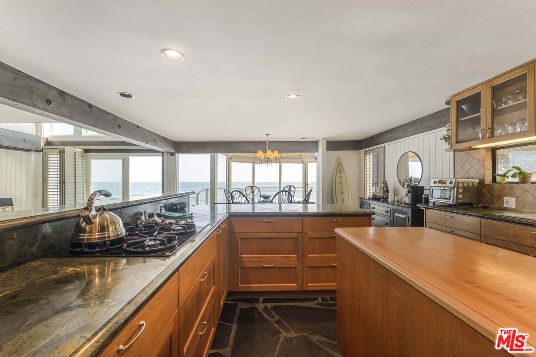 Malibu, CA, 90265