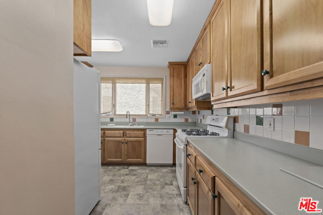 13040 Appleton Way