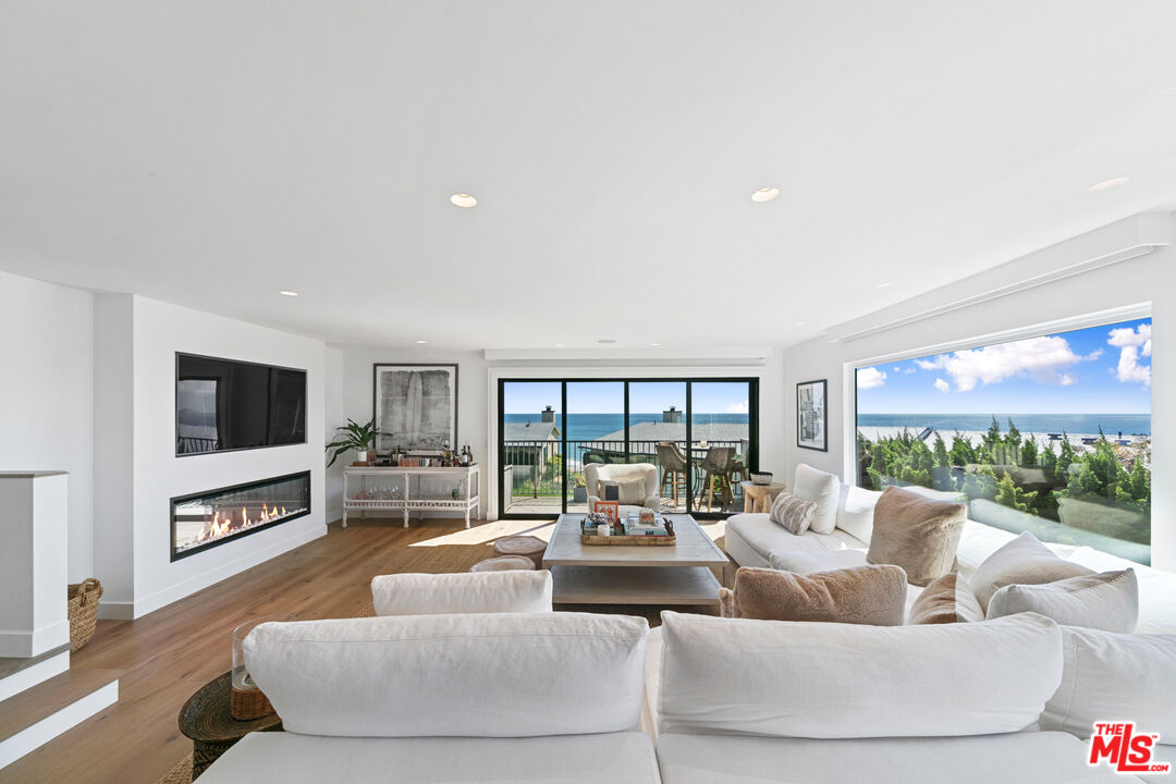 Malibu, CA, 90265