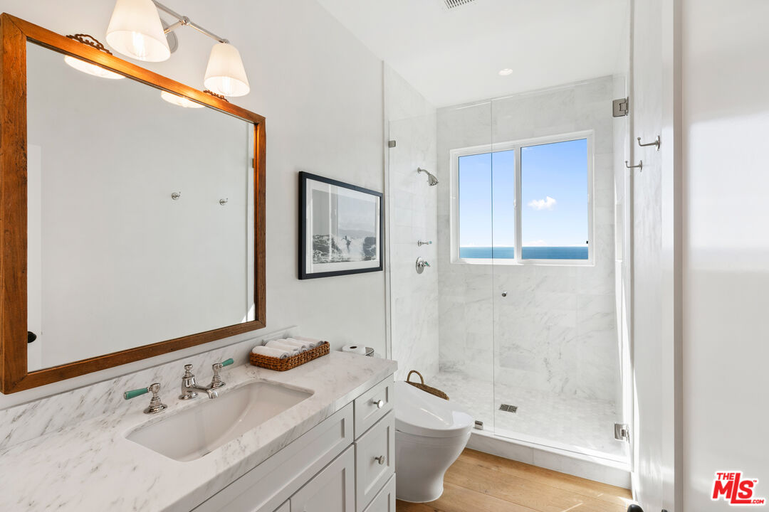 Malibu, CA, 90265