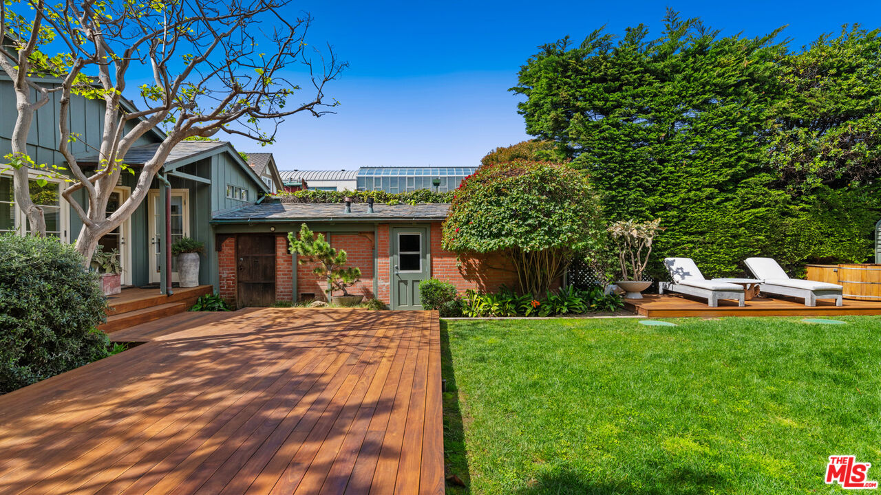 23736 Malibu Colony Rd