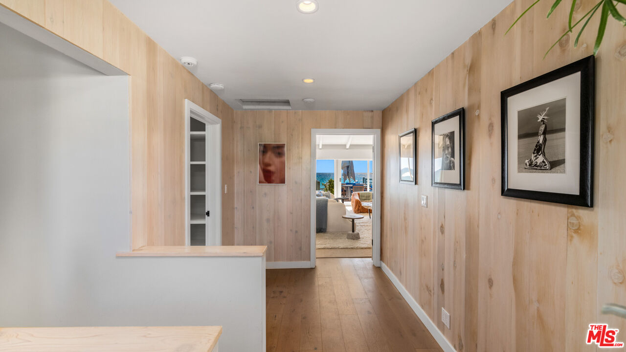 23736 Malibu Colony Rd