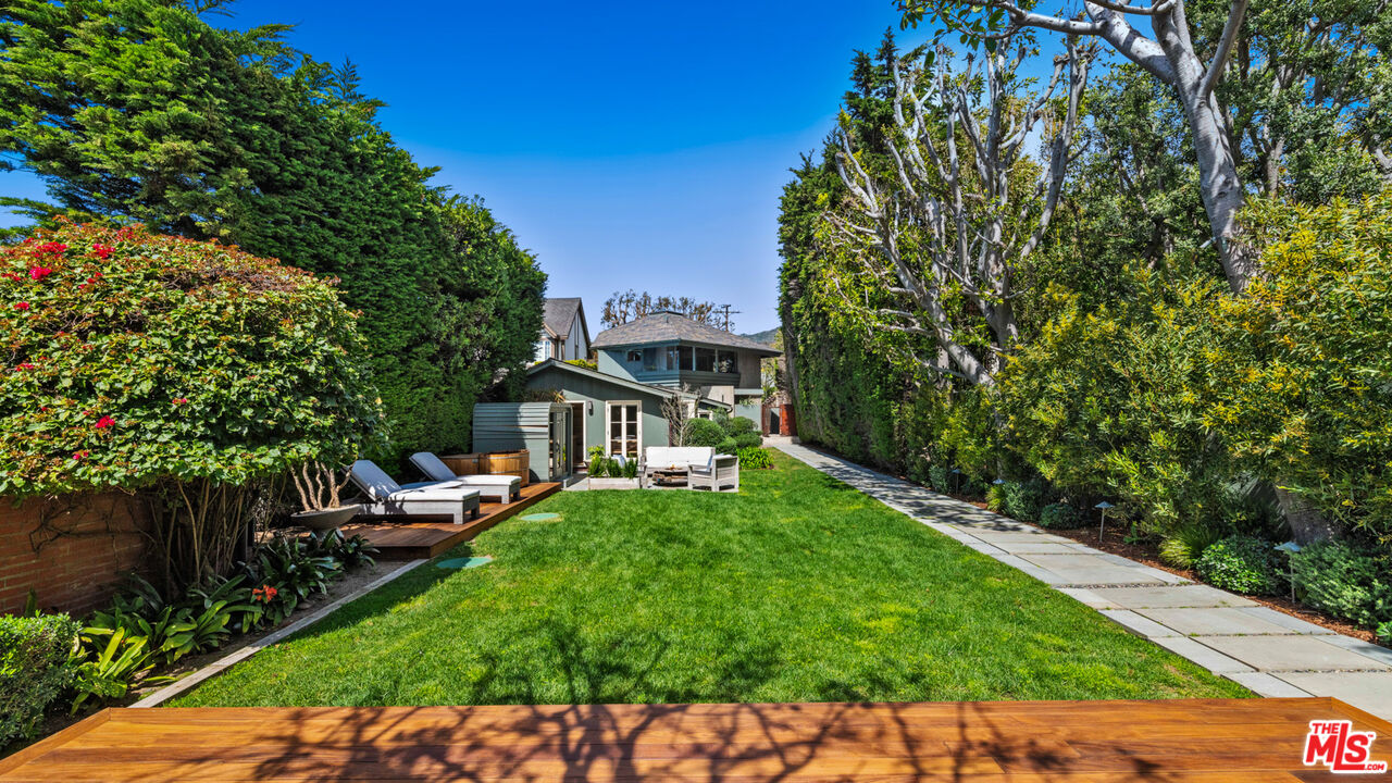 23736 Malibu Colony Rd