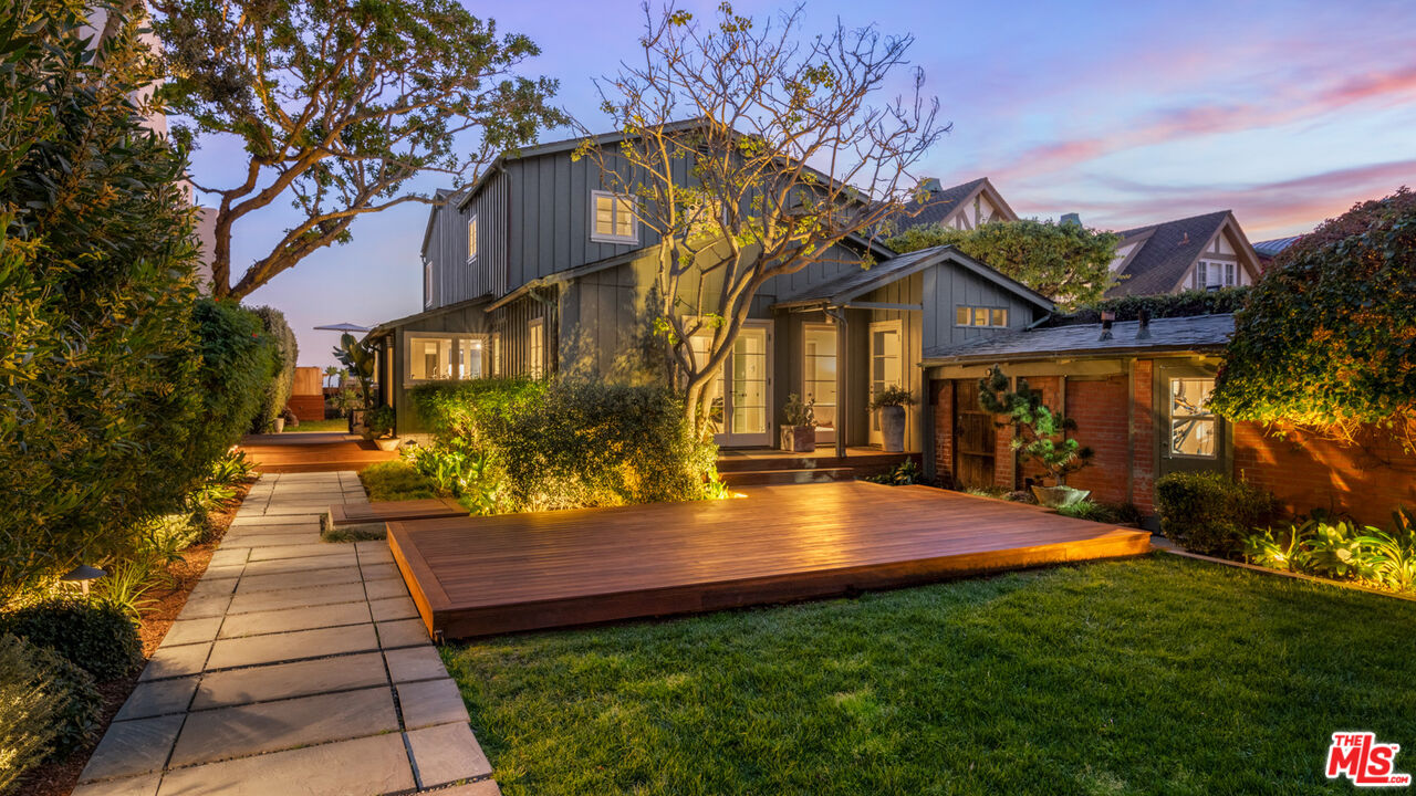 23736 Malibu Colony Rd