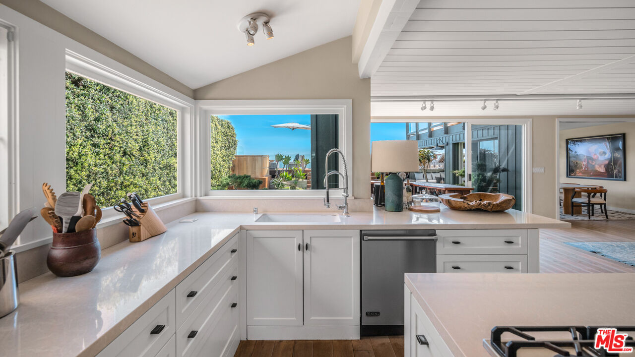 23736 Malibu Colony Rd