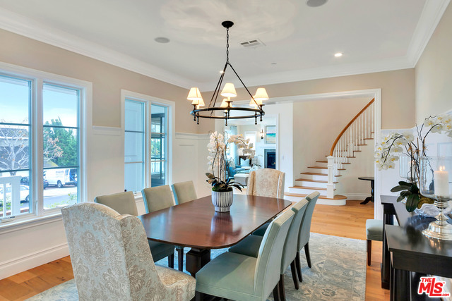 Pacific Palisades, CA, 90272