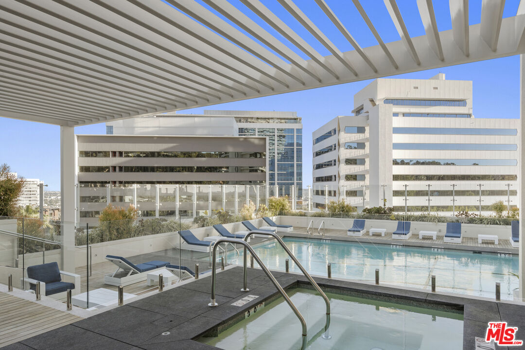 9255 Doheny Rd Unit: 1103