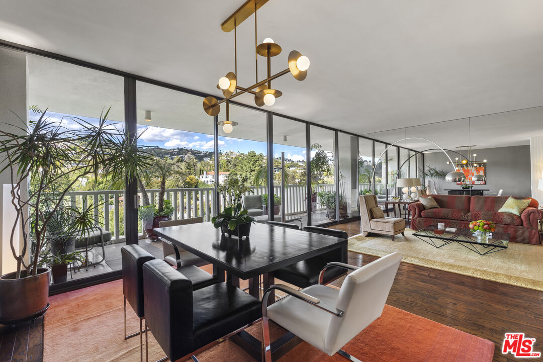 9255 Doheny Rd Unit: 1103