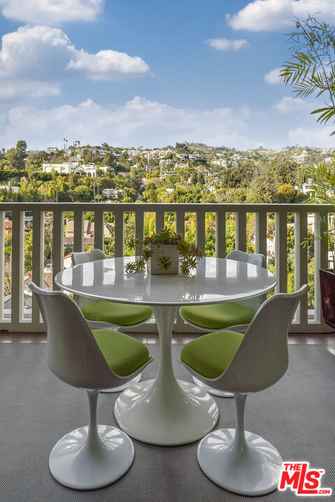 9255 Doheny Rd Unit: 1103