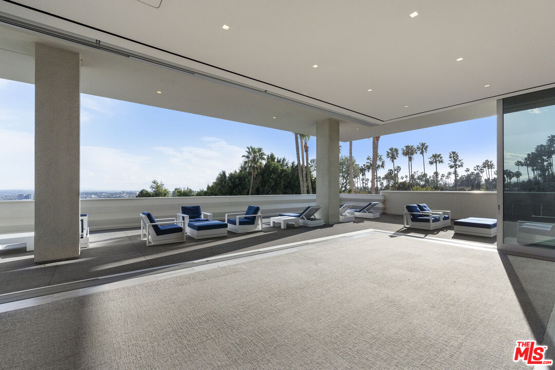 9255 Doheny Rd Unit: 1103