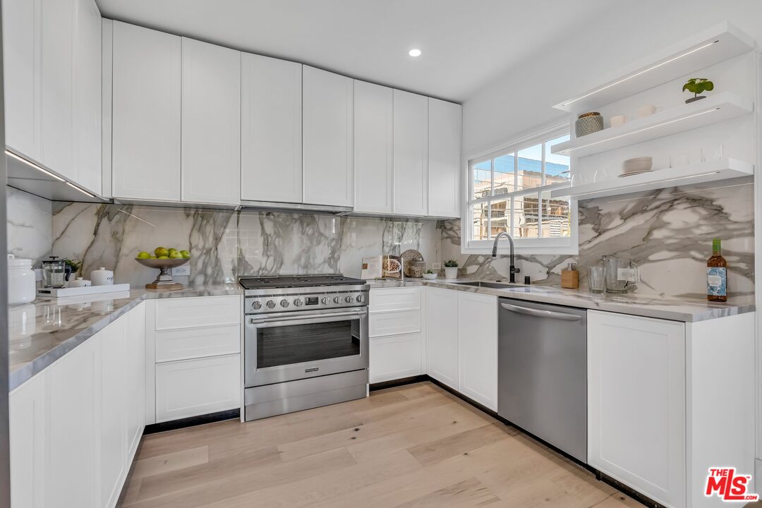133 S Linden Dr