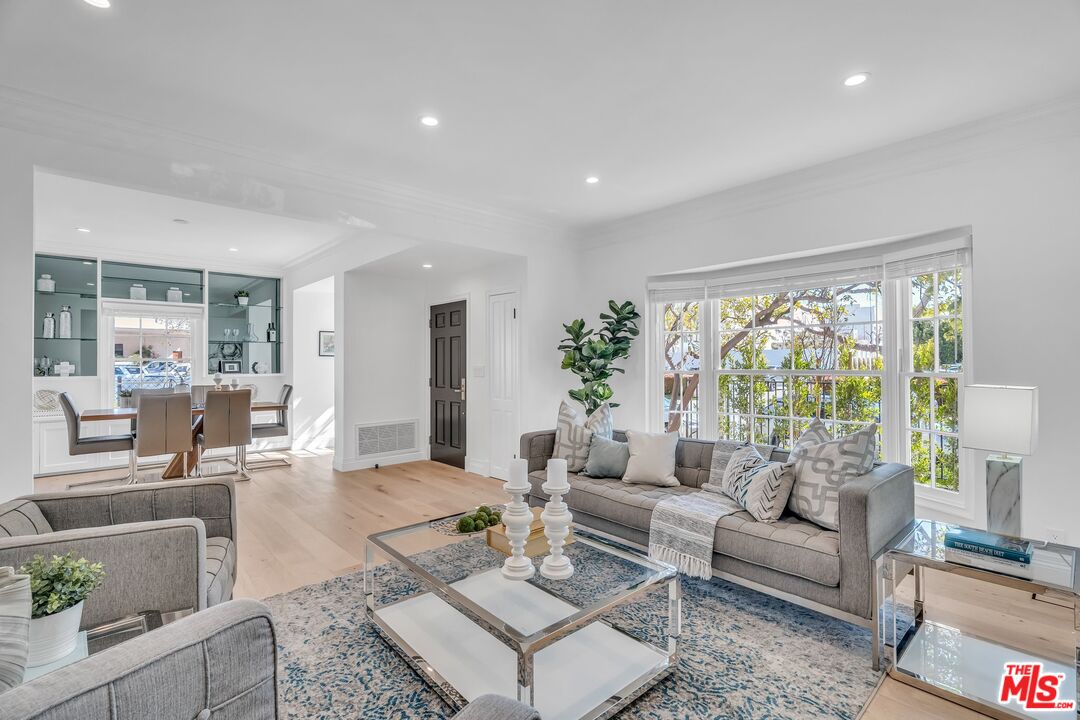 133 S Linden Dr