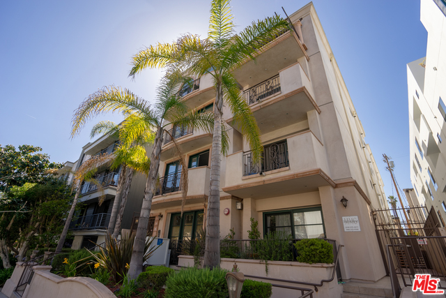 11749 Goshen Ave Unit: 401