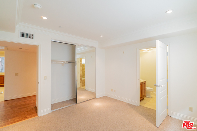 11749 Goshen Ave Unit: 401