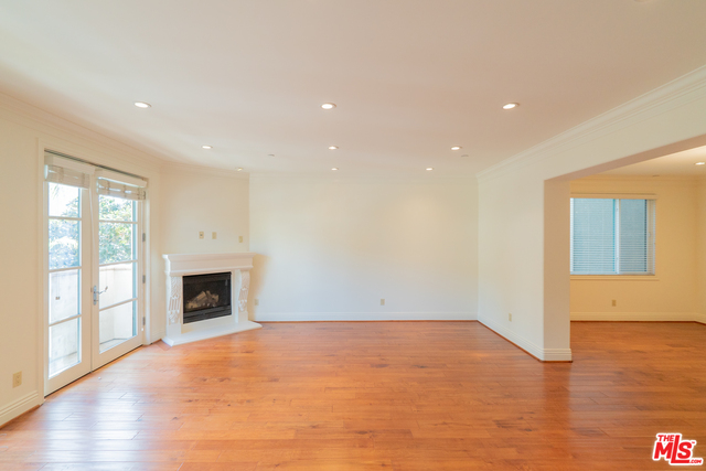 11749 Goshen Ave Unit: 401