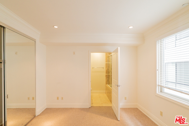 11749 Goshen Ave Unit: 401