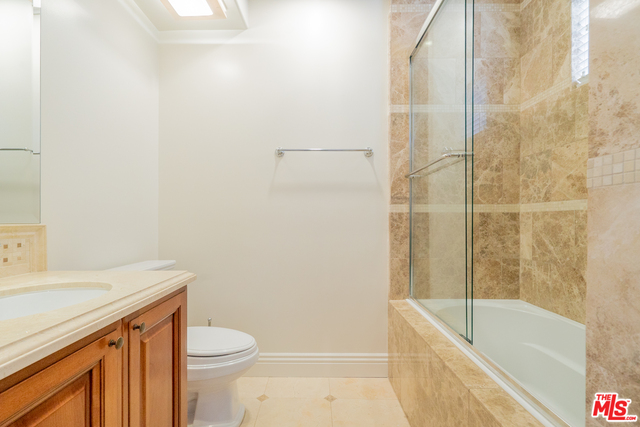 11749 Goshen Ave Unit: 401