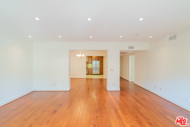 11749 Goshen Ave Unit: 401