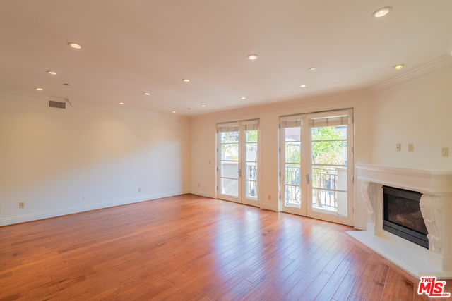 11749 Goshen Ave Unit: 401
