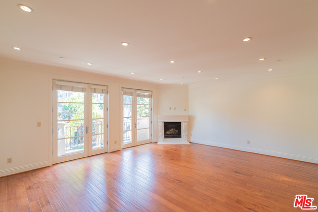 11749 Goshen Ave Unit: 401